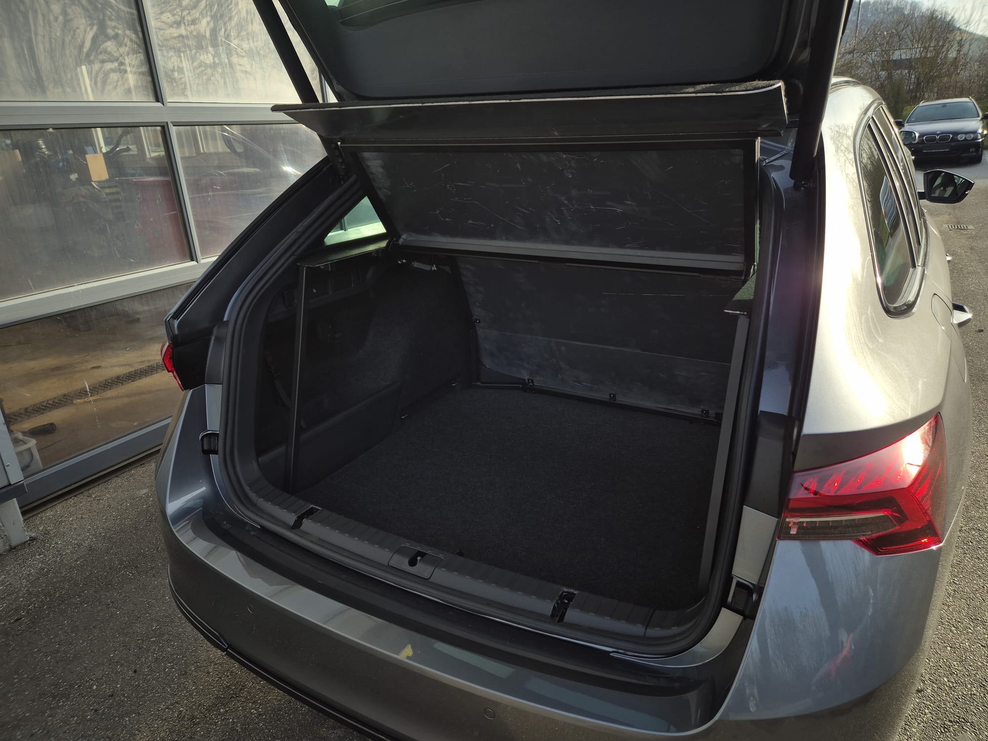 Skoda Octavia Seculock Pro security compartment