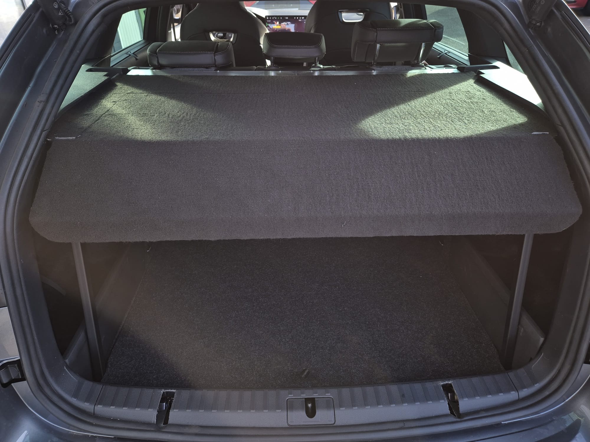 Skoda Octavia trunk interior with Seculock Pro system
